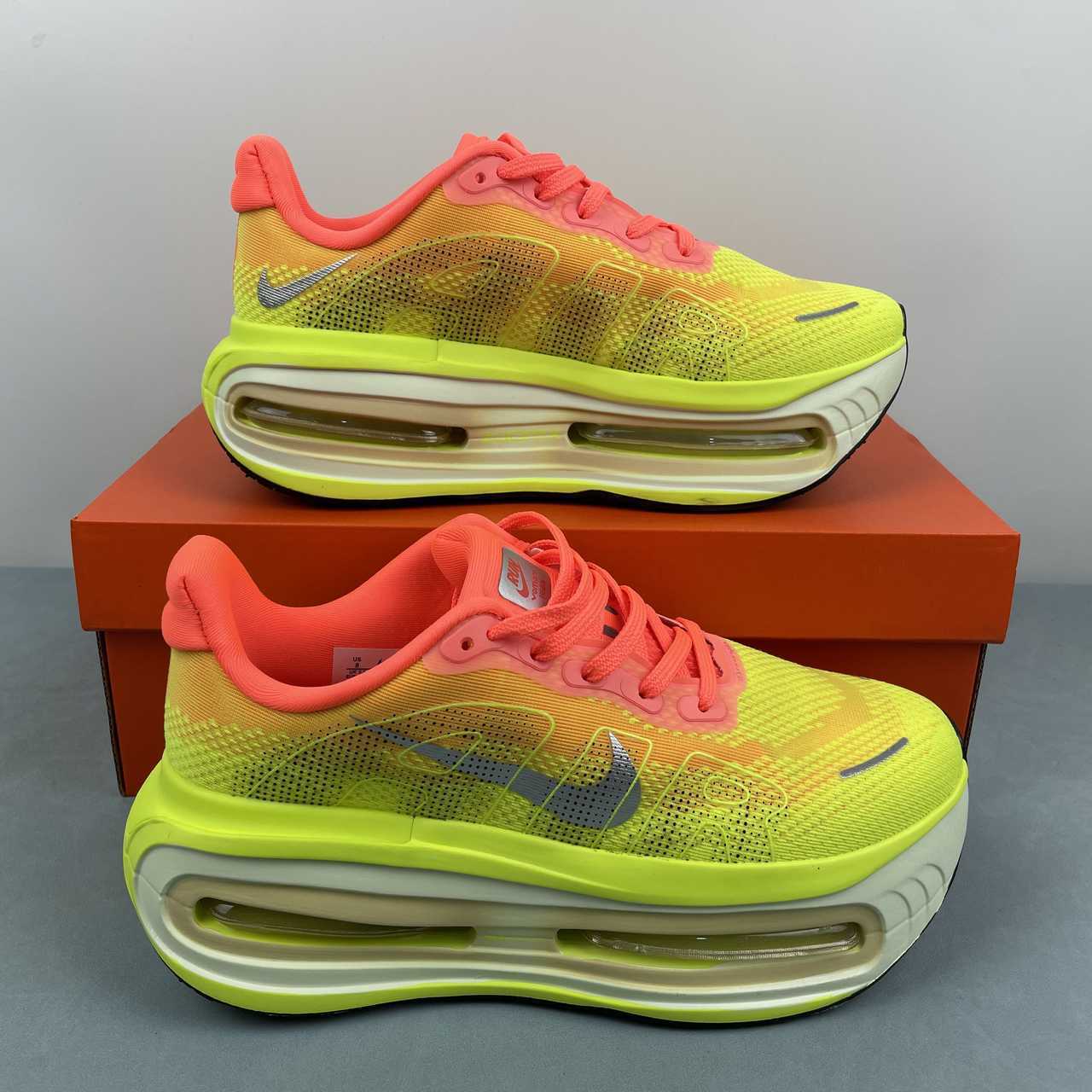 ca1884aa Nike Vomero Premium - Image 1
