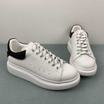 Alexander McQueen - Image 4