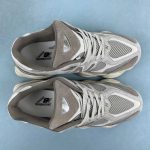 New Balance - Image 4