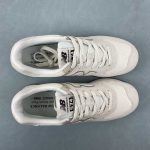 New Balance - Image 4