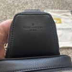 black leather crossbody bag - Image 3