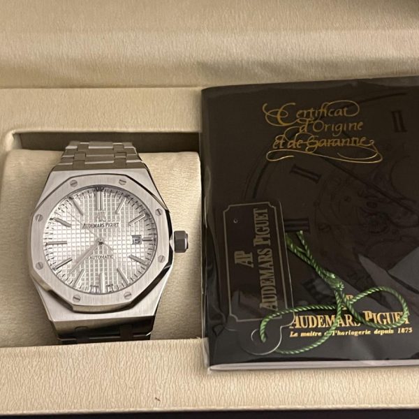 Audemars Piguet Men's Silver and Grey Watch