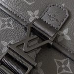 Black Louis Vuitton Crossbody Bag - Image 6