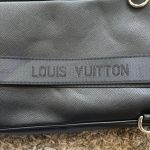 black leather crossbody bag - Image 5