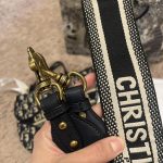 Dior Embroided Saddle Bag - Image 5