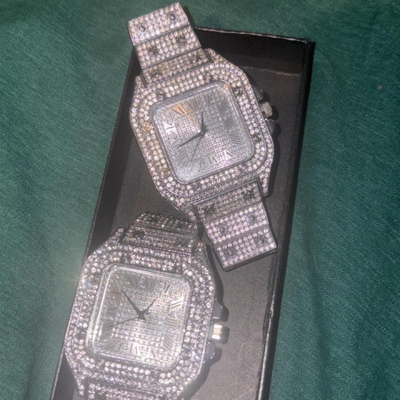 P0 Cartier Men's Silver and Grey Watch - Image 1
