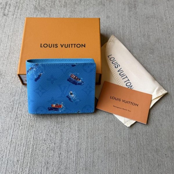 Louis Vuitton Men's Multi Wallet-purses