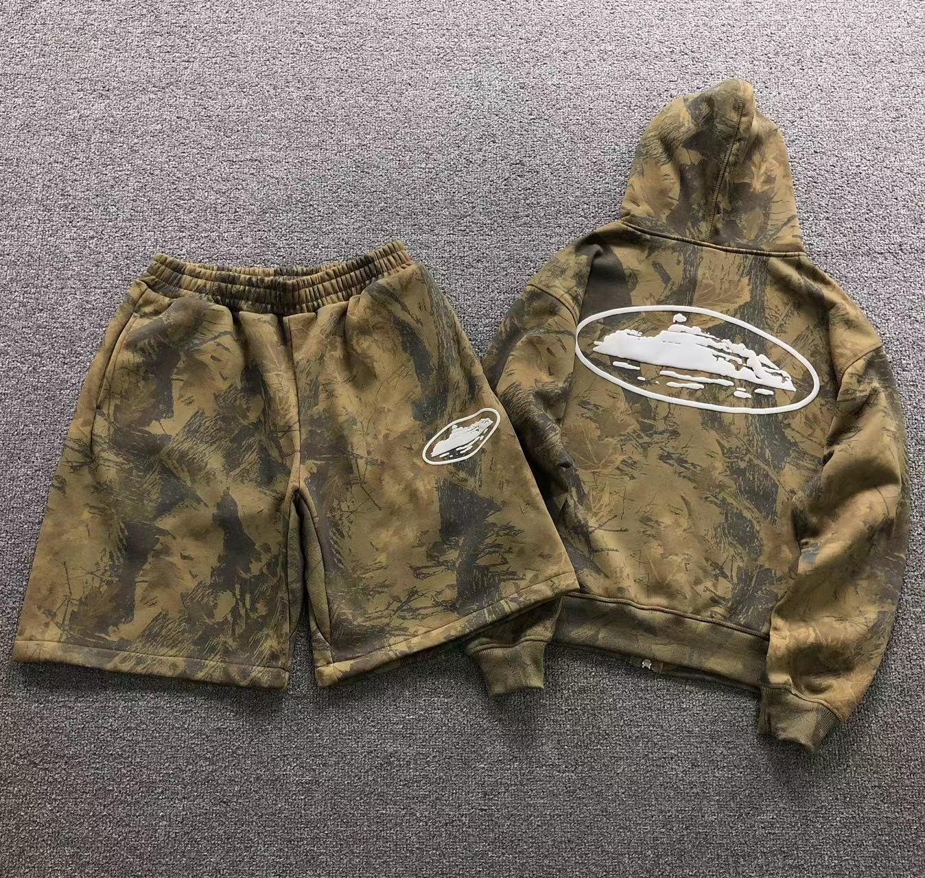 053adc95 CORTEIZ HOODIE SHORTS - Image 1